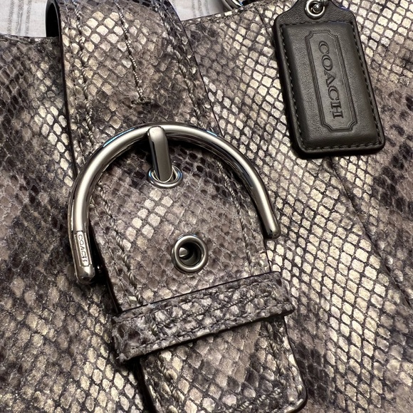 COACH SOHO HANDBAG - Picture 3 of 16